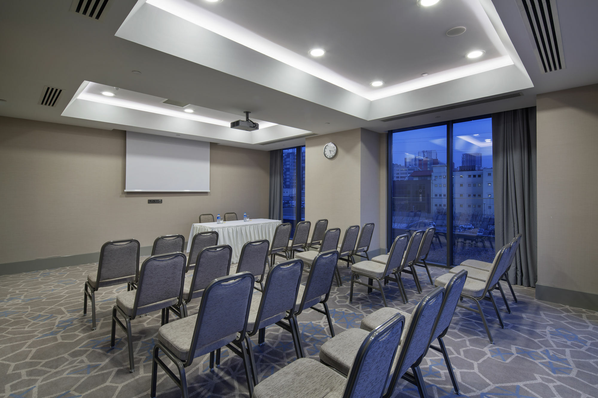 Hilton Garden Atatuerk Airport 4* Istanboel
